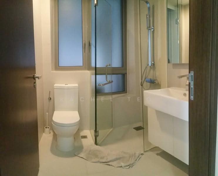 Ascentia Sky, 1 Alexandra View, Alexandra / Commonwealth, 2 Bedrooms, 1,012 sqft, Apartment For Sale, by Rachel Teo, 500284033 - Bathroom - PropertyGuru.com.sg