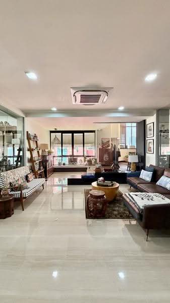 Horizon Towers, 15 Leonie Hill Road, Orchard / River Valley, 4 Bedrooms, 2,304 sqft, Condominium For Sale, by Ching Chia, 500284034 - Living Room - PropertyGuru.com.sg