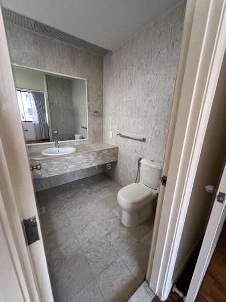 Sommerville Park, Sommerville Estate Road, Tanglin / Holland / Bukit Timah, 3 Bedrooms, 2,325 sqft, Condominium For Rent, by Chris Low, 500284038 - Bathroom - PropertyGuru.com.sg