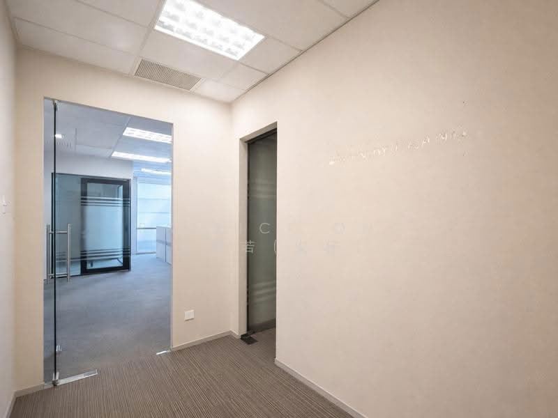Sif Building, 96 Robinson Road, Boat Quay / Raffles Place / Marina, 987 sqft, Office For Rent, by Patrick Ong 王鹏若(安仔), 500284046 - Corridor - CommercialGuru.com.sg