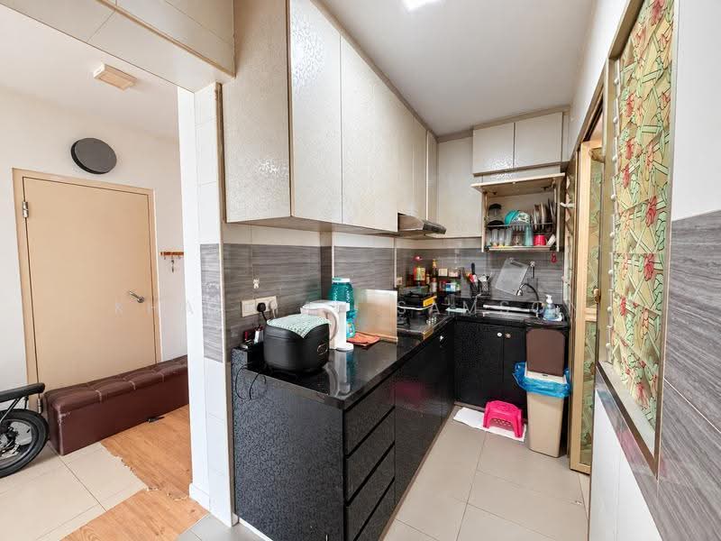 182A Woodlands Street 13, 182A Woodlands Street 13, Admiralty / Woodlands, 2 Bedrooms, 732 sqft, HDB Flat For Sale, by Khairiah Samson, 500284048 - Kitchen - PropertyGuru.com.sg