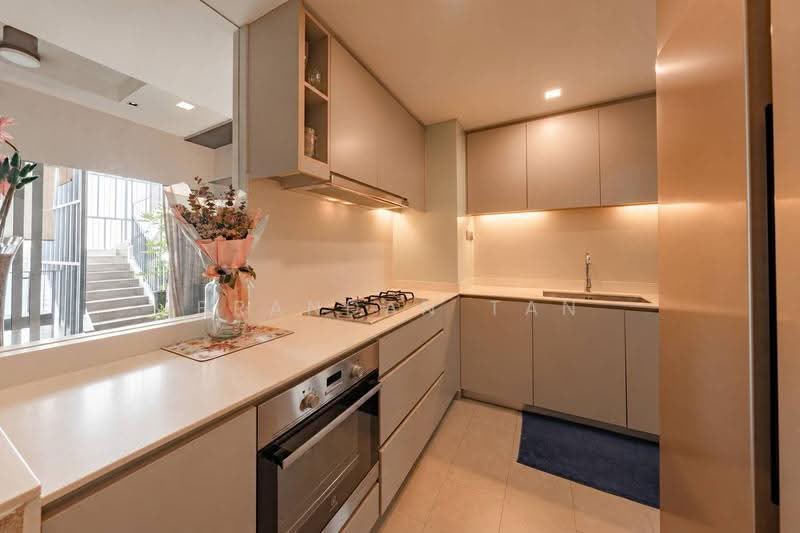 Riversails, 24 Upper Serangoon Crescent, Hougang / Punggol / Sengkang, 3 Bedrooms, 1,819 sqft, Condominium For Sale, by Brandan Tan, 500284054 - Kitchen - PropertyGuru.com.sg