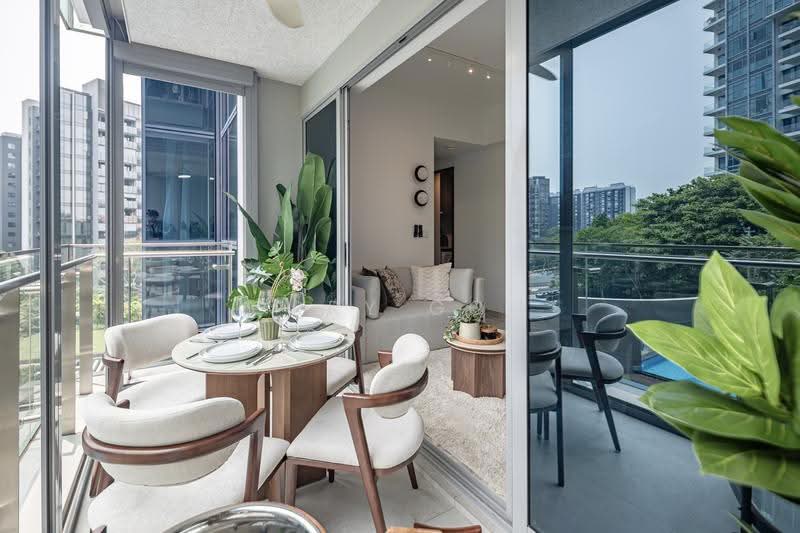 Wilshire Residences, 30 Farrer Road, Tanglin / Holland / Bukit Timah, 2 Bedrooms, 732 sqft, Condominium For Sale, by Orry Goh, 500284067 - Balcony - PropertyGuru.com.sg
