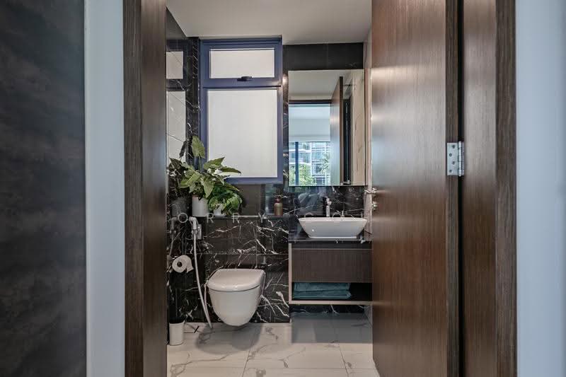 Wilshire Residences, 30 Farrer Road, Tanglin / Holland / Bukit Timah, 2 Bedrooms, 732 sqft, Condominium For Sale, by Orry Goh, 500284067 - Master Bathroom - PropertyGuru.com.sg