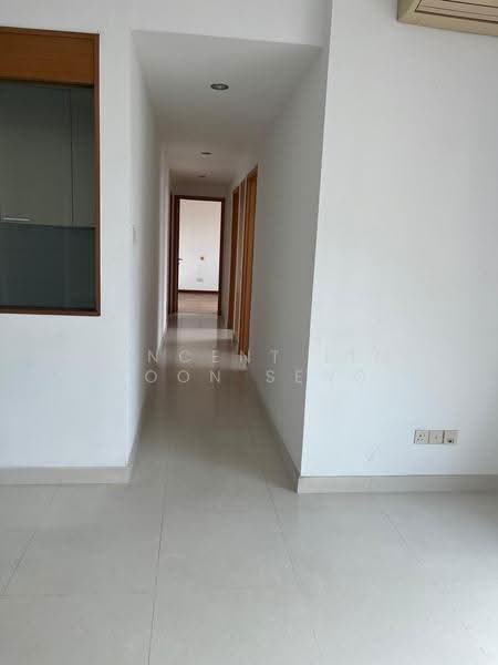 Starville, 68 Lengkong Tiga, Eunos / Geylang / Paya Lebar, 3 Bedrooms, 1,216 sqft, Condominium For Rent, by Vincent Lim Boon Seng, 500284074 - Corridor - PropertyGuru.com.sg