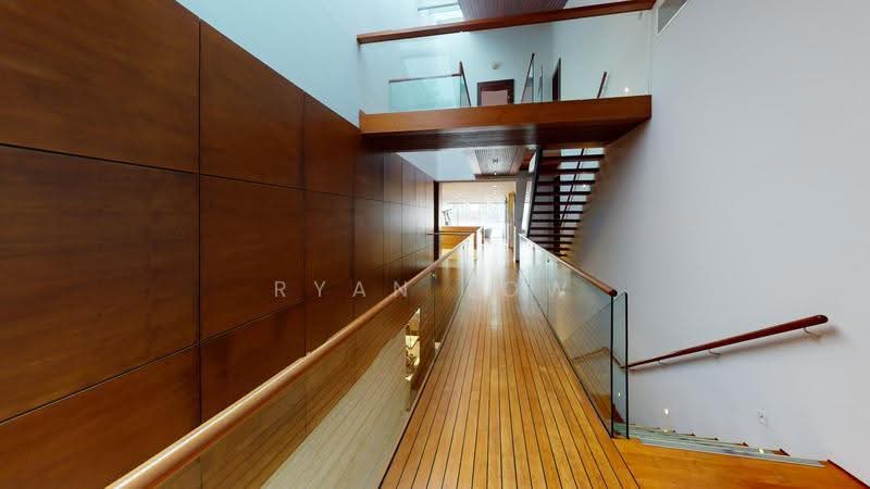 Seafront Sentosa Cove Bungalow | 9,662 sqft land |, Ocean Drive, Harbourfront / Telok Blangah, 7 Bedrooms, 11,200 sqft, Bungalow House For Sale, by Ryan Low, 500284075 - Corridor - PropertyGuru.com.sg