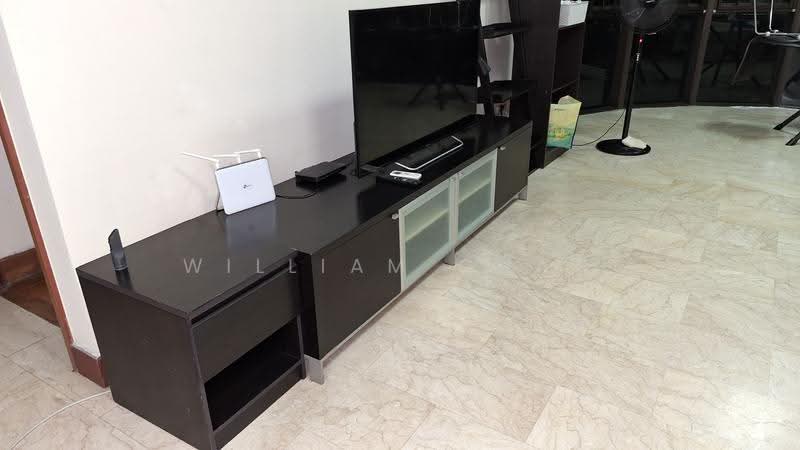 Parc Oasis, 39 Jurong East Avenue 1, Boon Lay / Jurong / Tuas, 4 Bedrooms, 1,507 sqft, Condominium For Rent, by William Chan, 500284082 - Living Room - PropertyGuru.com.sg