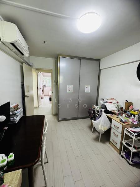 332 Clementi Avenue 2, 332 Clementi Avenue 2, Buona Vista / West Coast / Clementi New Town, 3 Bedrooms, 990 sqft, HDB Flat For Sale, by Liao Jackson, 500284099 - Study - PropertyGuru.com.sg