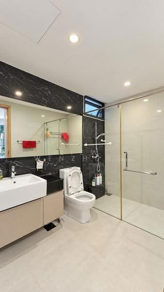 Esparina Residences, 111 Compassvale Bow, Hougang / Punggol / Sengkang, 2 Bedrooms, 829 sqft, Condominium For Sale, by Liew Wenzheng, 500284113 - PropertyGuru.com.sg