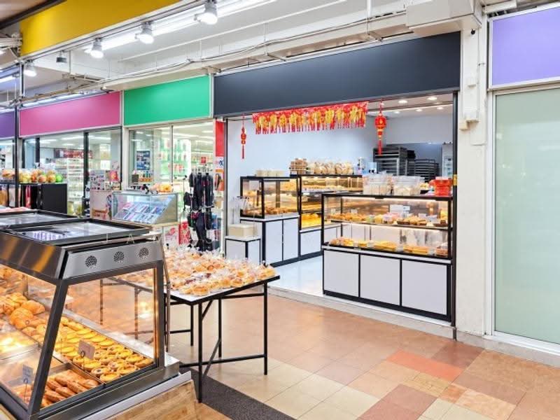 Busy Bedok South hdb shop | Opp market | Empty now, 158, Bedok / Upper East Coast, 300 sqft, Shop / Shophouse For Rent, by James Jose Boo, 500284114 - CommercialGuru.com.sg