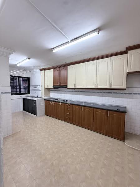 161 Yishun Street 11, 161 Yishun Street 11, Sembawang / Yishun, 3 Bedrooms, 1,302 sqft, HDB Flat For Sale, by Edwin Teo, 500284128 - PropertyGuru.com.sg