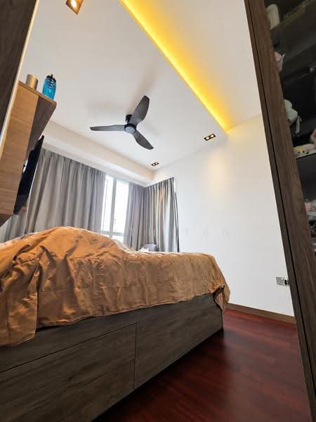 Queens Peak, 1 Dundee Road, Alexandra / Commonwealth, 3 Bedrooms, 1,055 sqft, Condominium For Rent, by Keith Tan, 500284129 - Bedroom - PropertyGuru.com.sg
