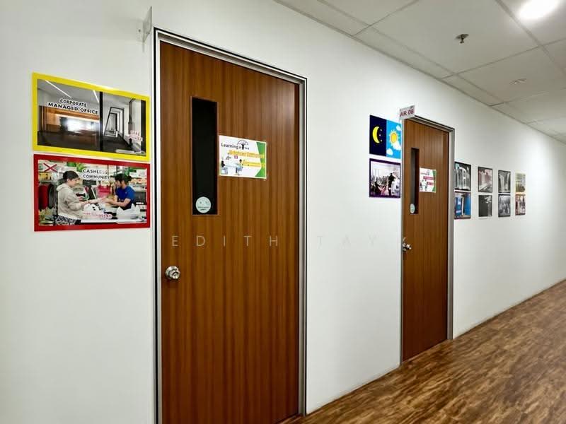 Fully Fitted Commercial School For Rent, Orchard / River Valley, 8,562 sqft, Office For Rent, by Edith Tay, 500284133 - Corridor - CommercialGuru.com.sg