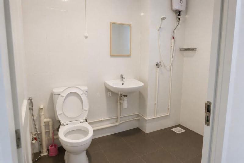 539 Bukit Batok Street 52, 539 Bukit Batok Street 52, Dairy Farm / Bukit Panjang / Choa Chu Kang, 2 Bedrooms, 720 sqft, HDB Flat For Rent, by Abu ., 500284144 - Bathroom - PropertyGuru.com.sg