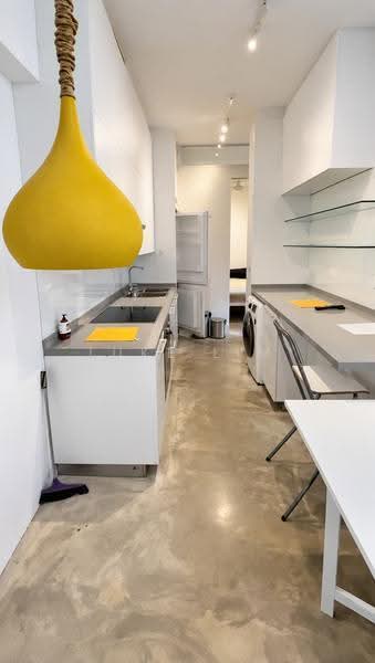 Hillcrest Arcadia, 253 Arcadia Road, Newton / Novena, 2 Bedrooms, 452 sqft, Condominium For Sale, by Luke Lim, 500284148 - Kitchen - PropertyGuru.com.sg