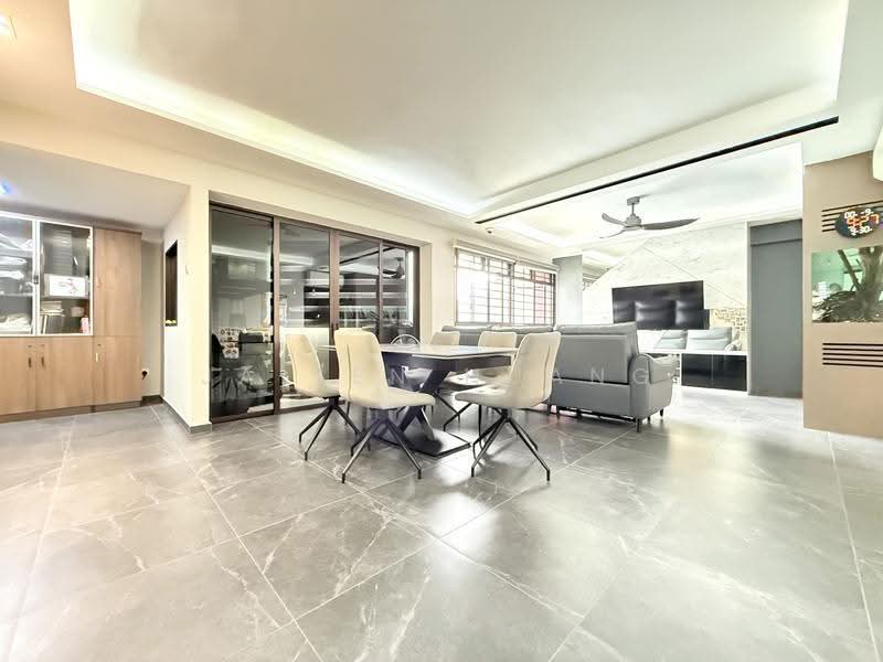 656B Jurong West Street 61, 656B Jurong West Street 61, Boon Lay / Jurong / Tuas, 4 Bedrooms, 1,421 sqft, HDB Flat For Sale, by Jallen Huang, 500284152 - Living Room - PropertyGuru.com.sg