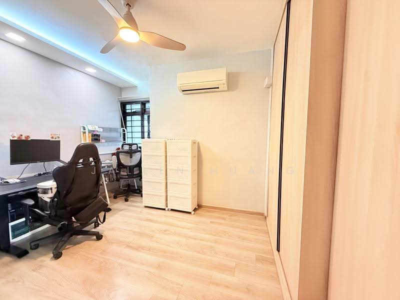 656B Jurong West Street 61, 656B Jurong West Street 61, Boon Lay / Jurong / Tuas, 4 Bedrooms, 1,421 sqft, HDB Flat For Sale, by Jallen Huang, 500284152 - Study - PropertyGuru.com.sg