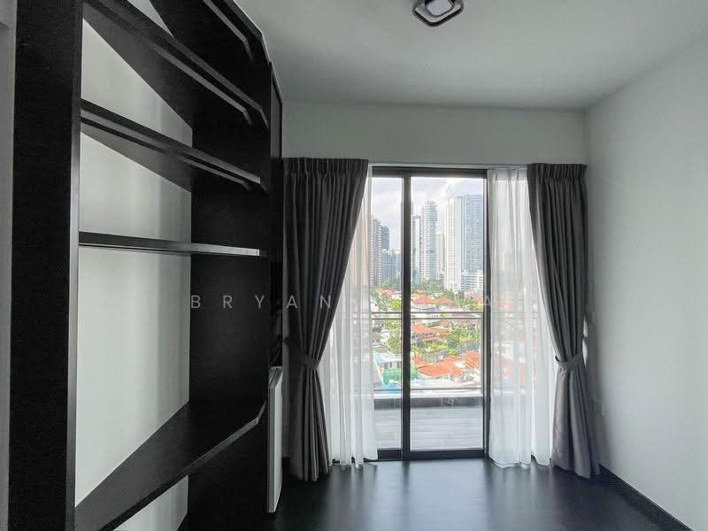 120 Grange, 120 Grange Road, Tanglin / Holland / Bukit Timah, 2 Bedrooms, 678 sqft, Condominium For Sale, by Bryan Chua, 500284156 - View - PropertyGuru.com.sg