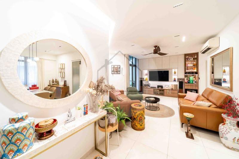 East Meadows, 32 Tanah Merah Kechil Road, Bedok / Upper East Coast, 3 Bedrooms, 1,281 sqft, Condominium For Sale, by Timothy Tan, 500284161 - Living Room - PropertyGuru.com.sg