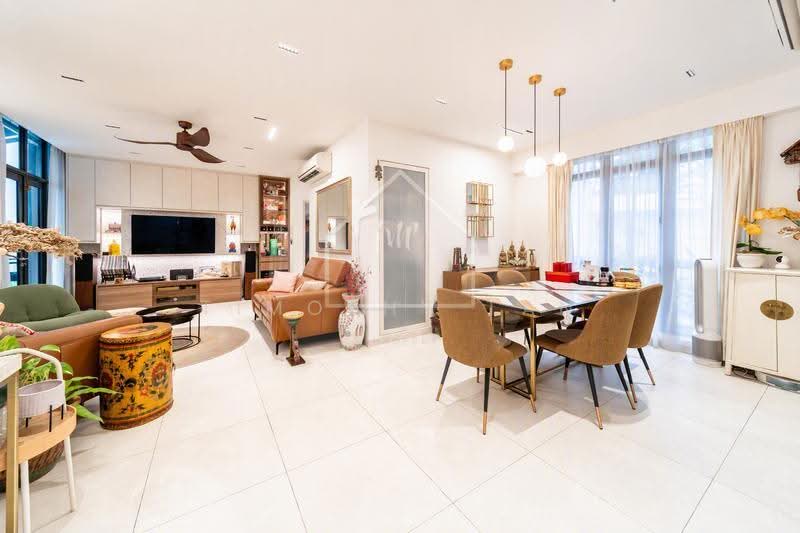 East Meadows, 32 Tanah Merah Kechil Road, Bedok / Upper East Coast, 3 Bedrooms, 1,281 sqft, Condominium For Sale, by Timothy Tan, 500284161 - Living Room - PropertyGuru.com.sg
