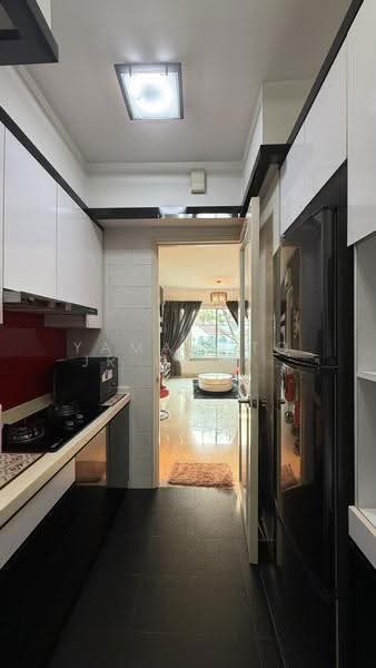 Sunrise Gardens, 51 Sunrise Gardens, Seletar / Yio Chu Kang, 1 Bedroom, 829 sqft, Condominium For Sale, by YAMAMOTO Jr LIM 林景漍, 500284163 - Kitchen - PropertyGuru.com.sg
