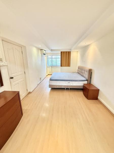 175 Bishan Street 13, 175 Bishan Street 13, Ang Mo Kio / Bishan / Thomson, 3 Bedrooms, 893 sqft, HDB Flat For Sale, by Aloysius Mok, 500284164 - Master Bedroom - PropertyGuru.com.sg