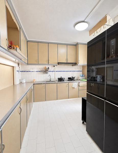 327 Jurong East Street 31, 327 Jurong East Street 31, Boon Lay / Jurong / Tuas, 4 Bedrooms, 1,604 sqft, HDB Flat For Sale, by Jasmine Toh, 500284199 - Kitchen - PropertyGuru.com.sg