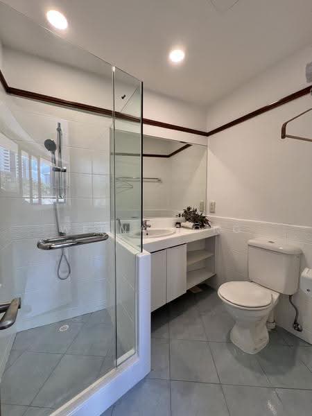 Freehold Condo at Prime District 10 - The Draycott, Tanglin / Holland / Bukit Timah, 4 Bedrooms, 2,637 sqft, Condominium For Sale, by Wenna Song, 500284217 - Bathroom - PropertyGuru.com.sg