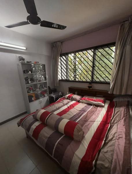 330 Jurong East Avenue 1, 330 Jurong East Avenue 1, Boon Lay / Jurong / Tuas, 3 Bedrooms, 1,109 sqft, HDB Flat For Sale, by Jane Kriishnaa, 500284226 - Bedroom - PropertyGuru.com.sg