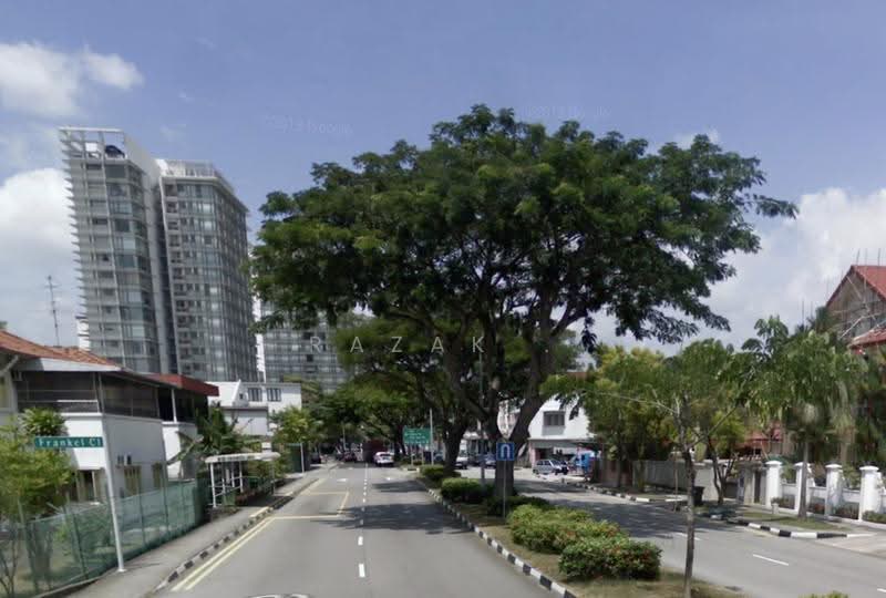 Bungalow 6,100 sqft Land | Wide 19.13m Frontage | Ideal for Rebuild, Frankel Avenue ,Siglap Plain, East Coast Road, East Coast / Marine Parade, 4 Bedrooms, 2,000 sqft, Bungalow House For Sale, by Razak ., 500284227 - PropertyGuru.com.sg