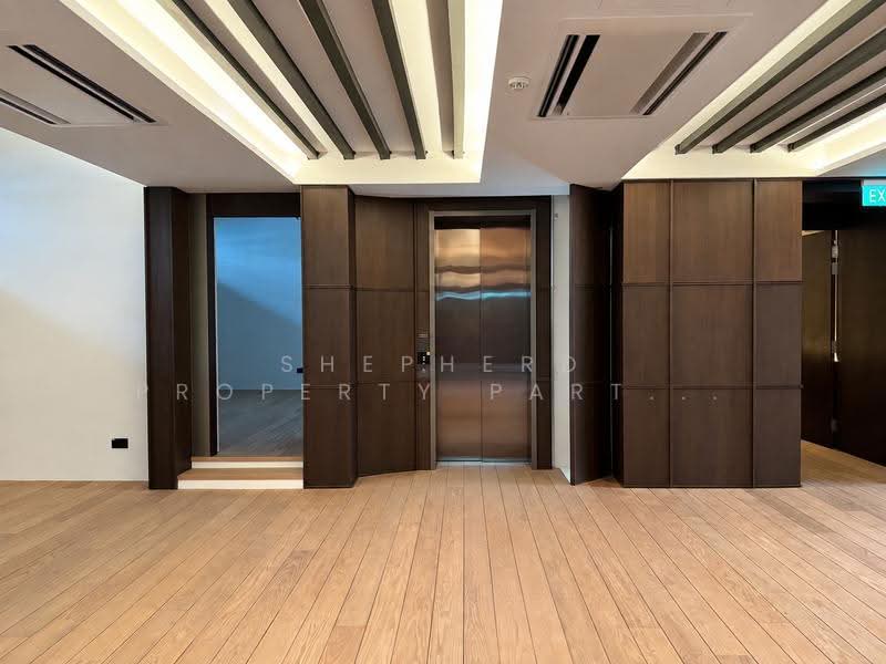 Premium Office with Mezzanine @ Keong Saik Shophouse, Keong Saik Road, Chinatown / Tanjong Pagar, 4,958 sqft, Office For Rent, by Shepherd Property Partners, 500284231 - Lift Entrance - CommercialGuru.com.sg