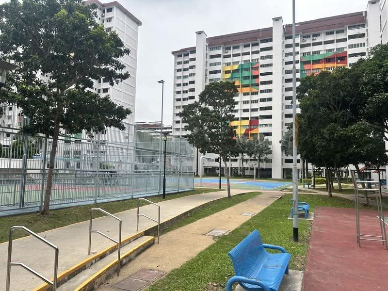 11 Eunos Crescent, 11 Eunos Crescent, Eunos / Geylang / Paya Lebar, 3 Bedrooms, 979 sqft, HDB Flat For Sale, by Elaine Tan, 500284250 - Exterior - PropertyGuru.com.sg