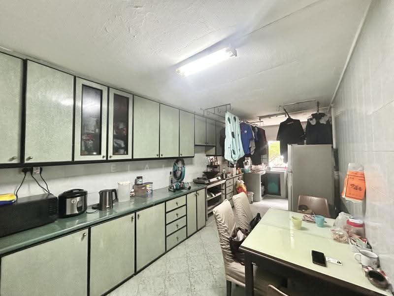 11 Eunos Crescent, 11 Eunos Crescent, Eunos / Geylang / Paya Lebar, 3 Bedrooms, 979 sqft, HDB Flat For Sale, by Elaine Tan, 500284250 - Kitchen - PropertyGuru.com.sg