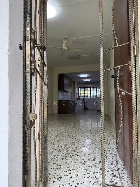 704 Yishun Avenue 5, 704 Yishun Avenue 5, Sembawang / Yishun, 2 Bedrooms, 732 sqft, HDB Flat For Sale, by Serene G, 500284259 - Kitchen - PropertyGuru.com.sg