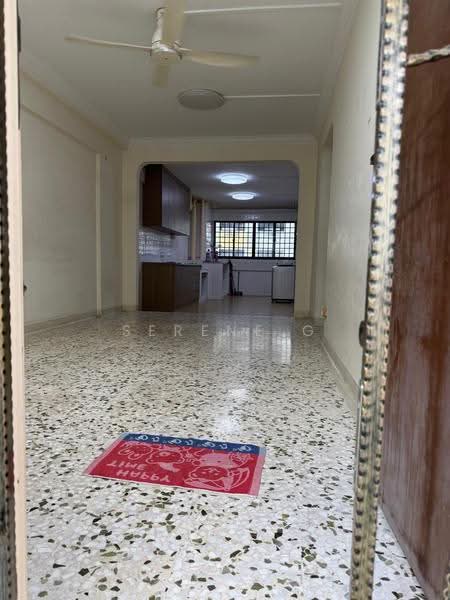 704 Yishun Avenue 5, 704 Yishun Avenue 5, Sembawang / Yishun, 2 Bedrooms, 732 sqft, HDB Flat For Sale, by Serene G, 500284259 - Kitchen - PropertyGuru.com.sg