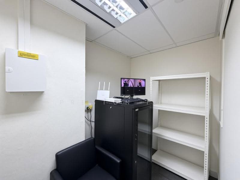Keck Seng Tower, 133 Cecil Street, Boat Quay / Raffles Place / Marina, 1,110 sqft, Office For Rent, by Preston Tan, 500284267 - Interior - CommercialGuru.com.sg