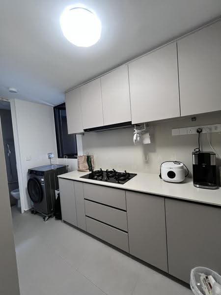 Altura, 111 Bukit Batok West Ave. 8, Dairy Farm / Bukit Panjang / Choa Chu Kang, Room Rental, 96 sqft, Executive Condominium For Rent, by Jeremy Quah Chen Cher, 500284298 - Kitchen - PropertyGuru.com.sg