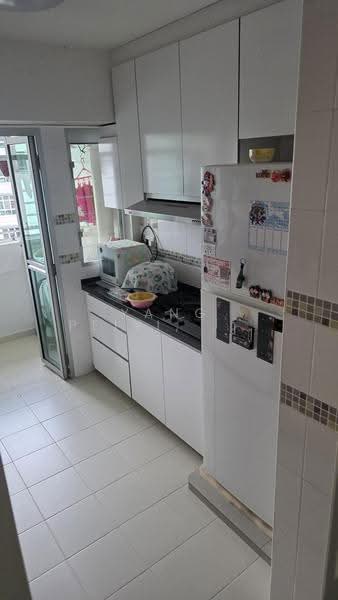 453 Yishun Street 41, 453 Yishun Street 41, Sembawang / Yishun, Room Rental, 100 sqft, HDB Flat For Rent, by Yang Peiyi, Sherry, 500284301 - Kitchen - PropertyGuru.com.sg