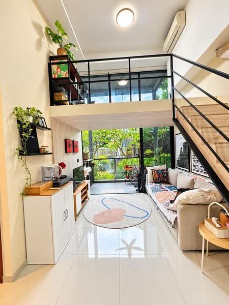 Kandis Residence, 2 Kandis Link, Sembawang / Yishun, 2 Bedrooms, 807 sqft, Condominium For Sale, by Shawn Koh, 500284317 - Living Room - PropertyGuru.com.sg