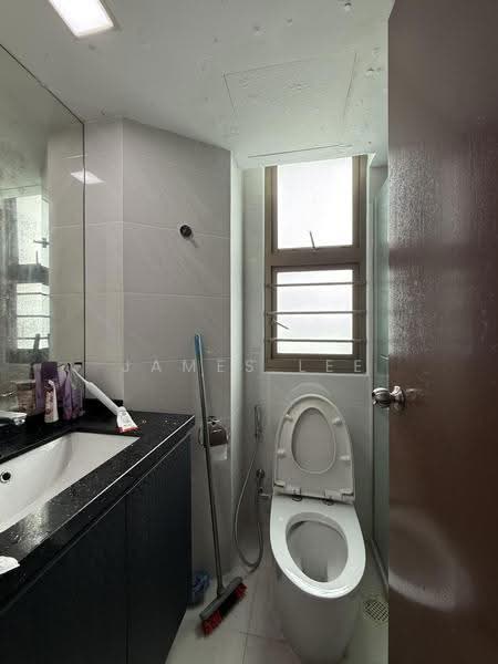 Orchid Park Condominium, 81 Yishun Street 81, Sembawang / Yishun, 3 Bedrooms, 1,141 sqft, Condominium For Rent, by James Lee, 500284323 - PropertyGuru.com.sg