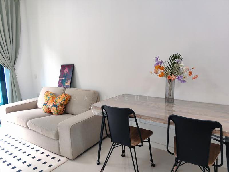 5 Jalan Batu, 5 Jalan Batu, East Coast / Marine Parade, 5 Bedrooms, 1,025 sqft, HDB Flat For Sale, by QA Agent, 500284325 - Living Room - PropertyGuru.com.sg