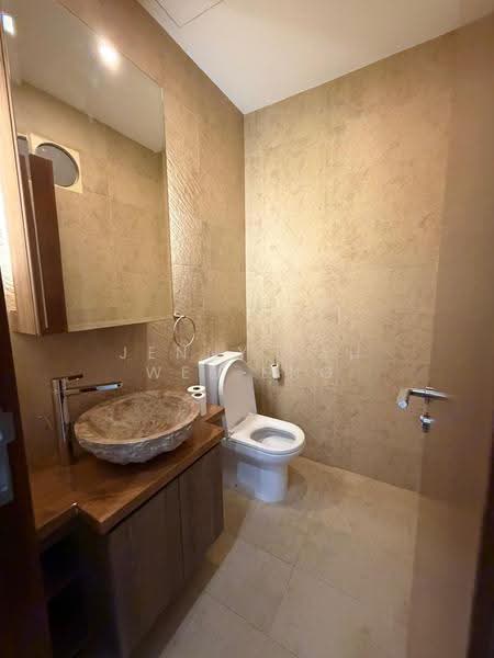 Eleven @ Holland, 11 Holland Link, Tanglin / Holland / Bukit Timah, 5 Bedrooms, 3,822 sqft, Cluster House For Rent, by Jenny Lau Wee Eng, 500284330 - Powder Room - PropertyGuru.com.sg