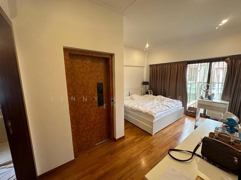 Eleven @ Holland, 11 Holland Link, Tanglin / Holland / Bukit Timah, 5 Bedrooms, 3,822 sqft, Cluster House For Rent, by Jenny Lau Wee Eng, 500284330 - Master Bedroom - PropertyGuru.com.sg