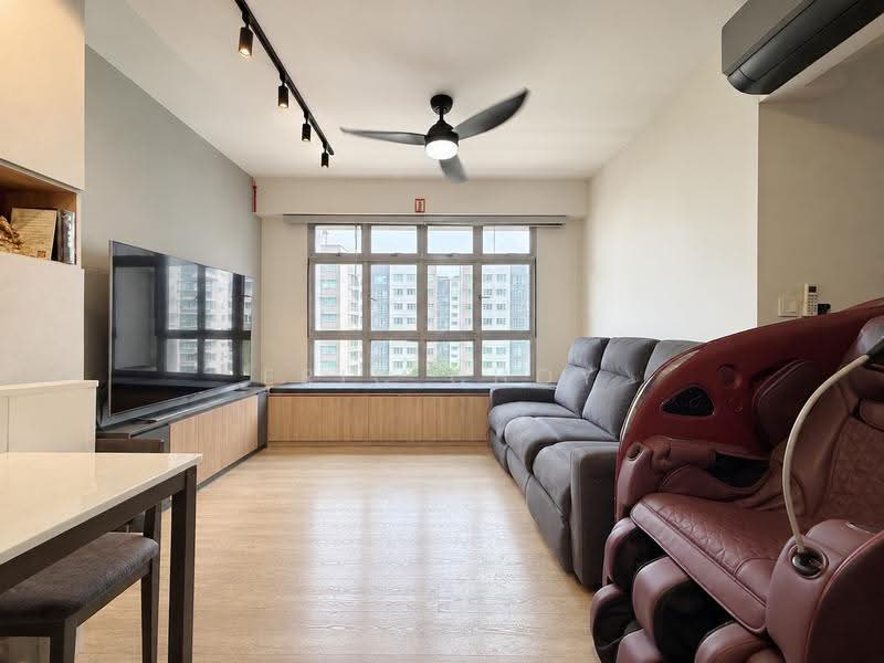 229B Sumang Lane, 229B Sumang Lane, Hougang / Punggol / Sengkang, 3 Bedrooms, 1,001 sqft, HDB Flat For Sale, by Eric Choy, 500284348 - Living Room - PropertyGuru.com.sg