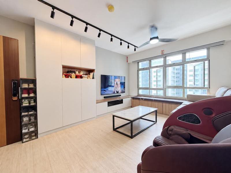 229B Sumang Lane, 229B Sumang Lane, Hougang / Punggol / Sengkang, 3 Bedrooms, 1,001 sqft, HDB Flat For Sale, by Eric Choy, 500284348 - Living Room - PropertyGuru.com.sg