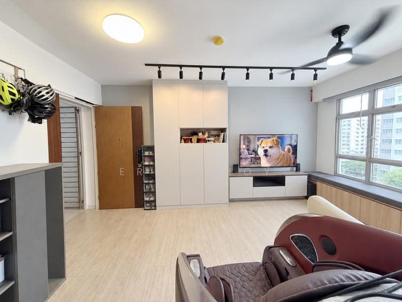 229B Sumang Lane, 229B Sumang Lane, Hougang / Punggol / Sengkang, 3 Bedrooms, 1,001 sqft, HDB Flat For Sale, by Eric Choy, 500284348 - Living Room - PropertyGuru.com.sg