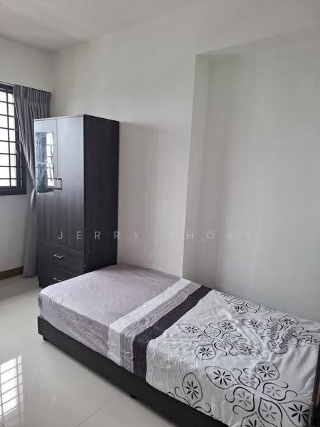 29 Ghim Moh Link, 29 Ghim Moh Link, Tanglin / Holland / Bukit Timah, Room Rental, 129 sqft, HDB Flat For Rent, by Jerry Phoey, 500284366 - Bedroom - PropertyGuru.com.sg