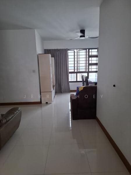 29 Ghim Moh Link, 29 Ghim Moh Link, Tanglin / Holland / Bukit Timah, Room Rental, 129 sqft, HDB Flat For Rent, by Jerry Phoey, 500284366 - Living Room - PropertyGuru.com.sg