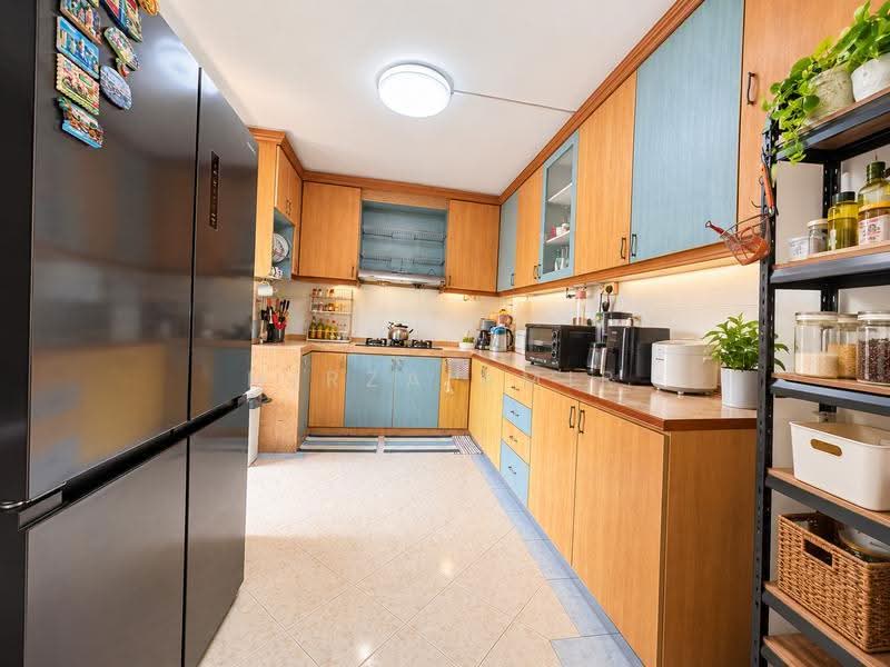 606 Senja Road, 606 Senja Road, Dairy Farm / Bukit Panjang / Choa Chu Kang, 3 Bedrooms, 1,302 sqft, HDB Flat For Sale, by Mirza Amir, 500284377 - Kitchen - PropertyGuru.com.sg