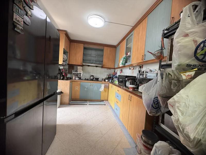 606 Senja Road, 606 Senja Road, Dairy Farm / Bukit Panjang / Choa Chu Kang, 3 Bedrooms, 1,302 sqft, HDB Flat For Sale, by Mirza Amir, 500284377 - Kitchen - PropertyGuru.com.sg